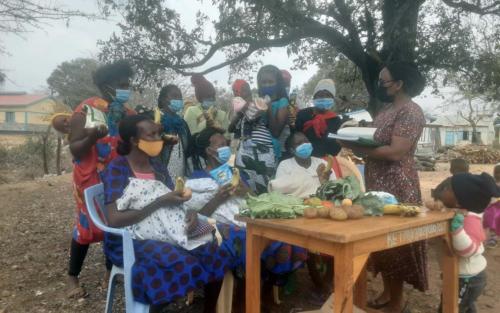 A Survival Specialist leads a seminar on eating local foods. They discuss key food groups to incorporate into a healthy diet.